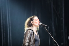Les Furieuses 15 * 5616 x 3744 * (8.39MB)